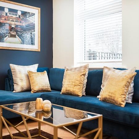 London'S Modern Nuance Apartment - Battersea Exterior foto