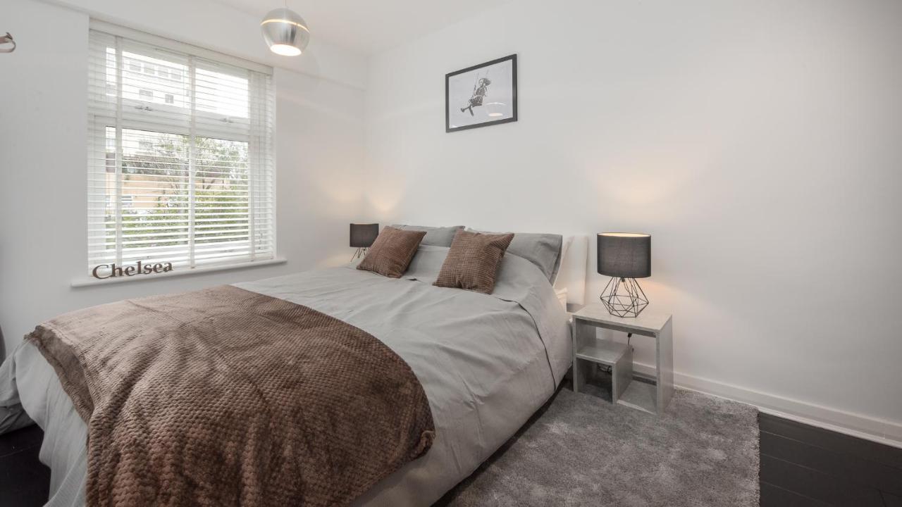 London'S Modern Nuance Apartment - Battersea Exterior foto